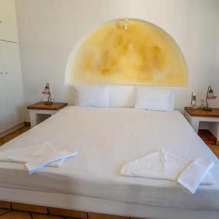 Aegean Pearl Parikia (Paros)